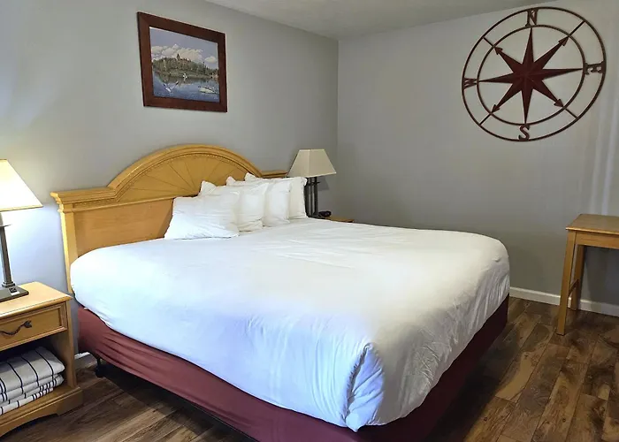 Captain'S Inn And Suites