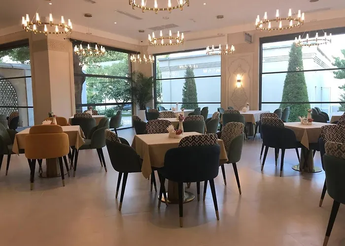 Orient Star Hotel