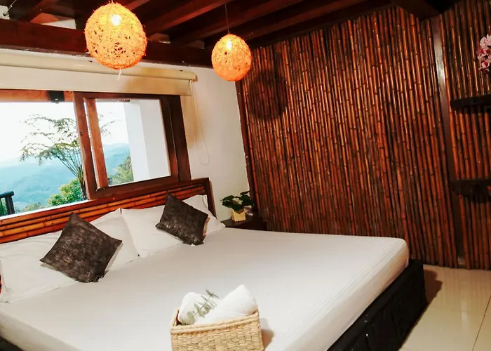 Oru Forest Retreat & Eco Lodge, Just 15 Minutes From The Airport