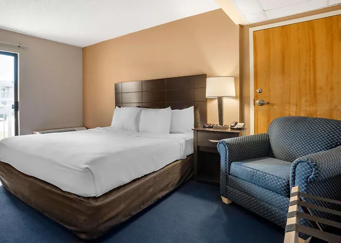 Econo Lodge Inn & Suites Rehoboth Beach