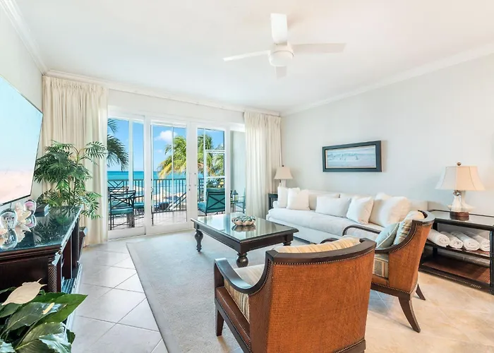 Beachfront 2Br Walk-Out King Queen, Pool