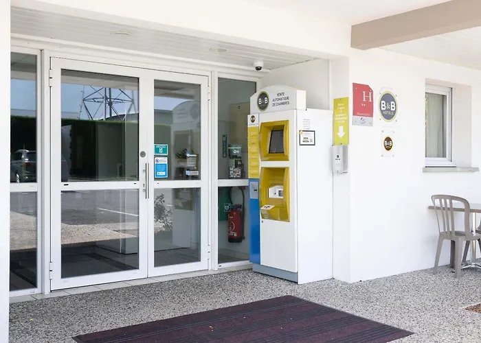 B&B Hotel Pau Lescar