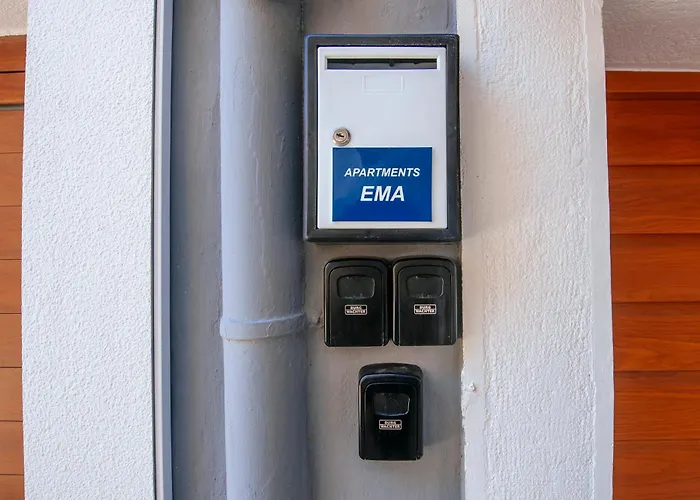 Apartmani Ema