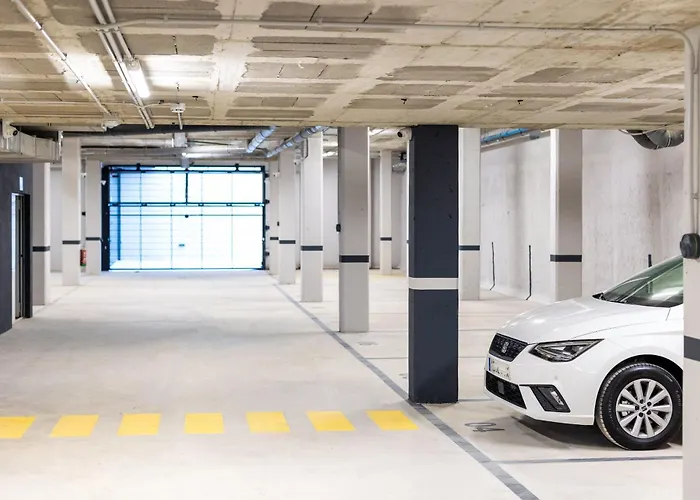 Fels Apartments