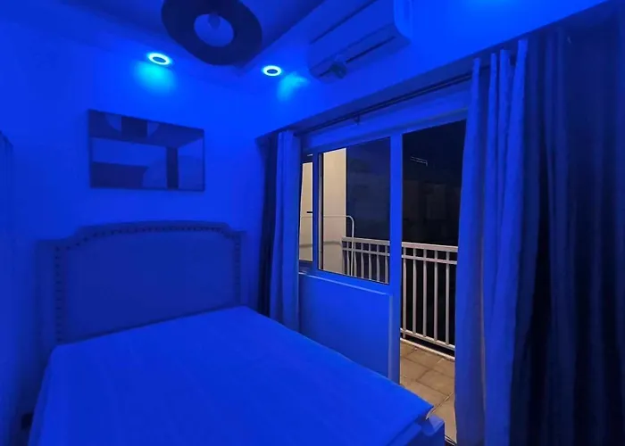 Emfress Suites