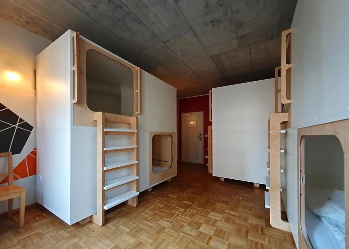 Five Elements Hostel&Capsules Frankfurt