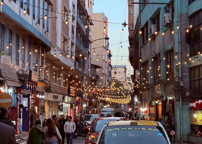 9Ine Thamel Hotel