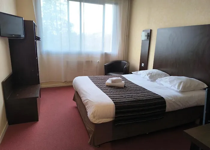 Adonis Lyon Est Hôtel Artys