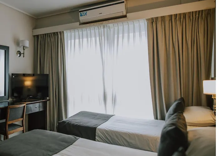 Hotel Dos Reyes