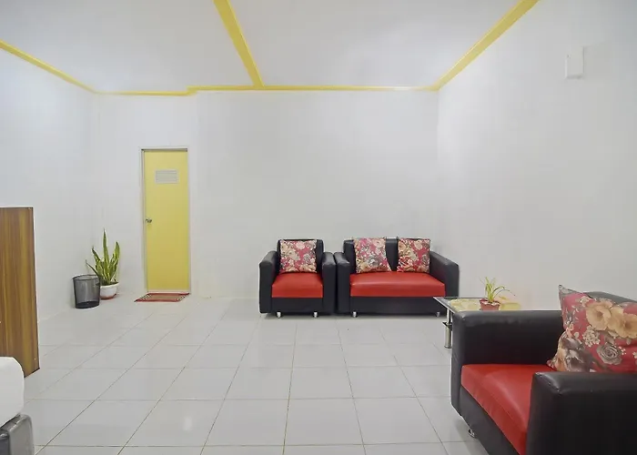 Hotel O Pulisan Ekowisata Homestay Near Wisata Pantai Desa Pulisan