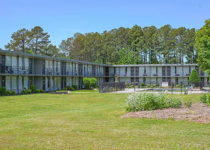 Masters Inn Selma Smithfield I-95 By Oyo
