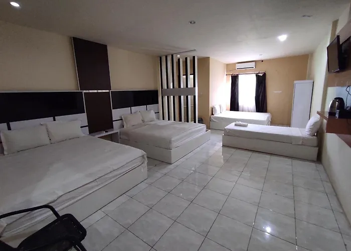 Hotel O Subur