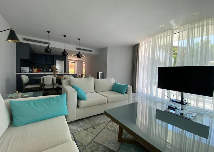 Sea-View Residence