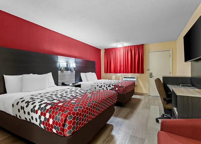 Econo Lodge Inn & Suites Santa Rosa