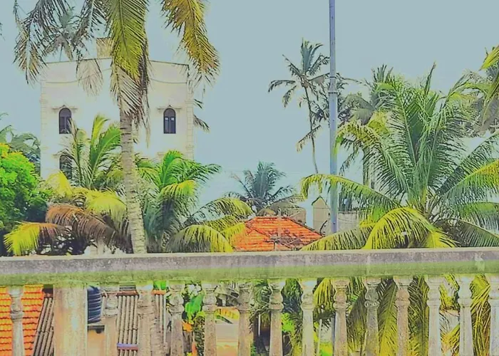Sea Breeze Hotel
