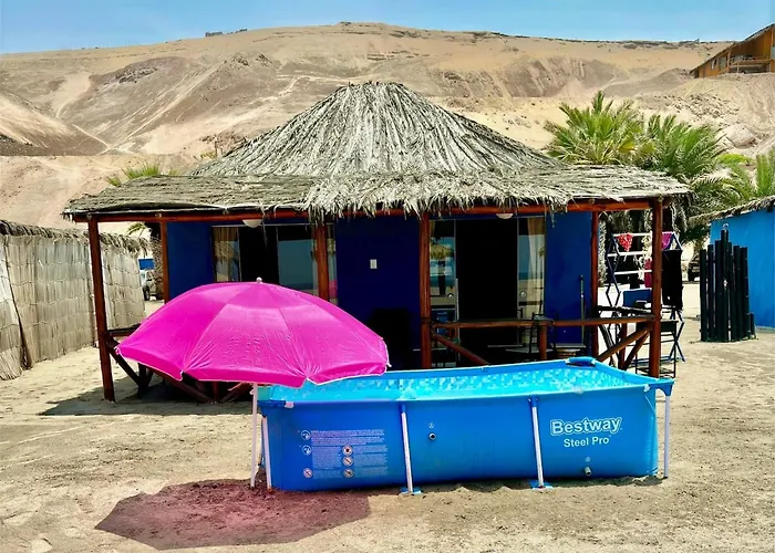 Bungalows frente al mar en playa Wakama