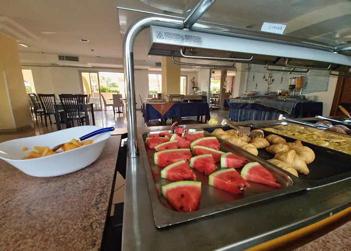 Hotel Rivadoro-Spiaggia Ombrellone E Lettini-Piscina-Parcheggio