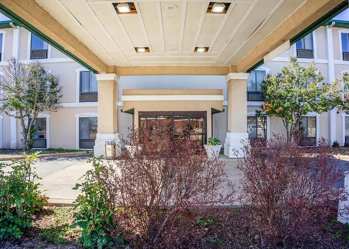 Ark Suites By Oyo Jonesboro I-555