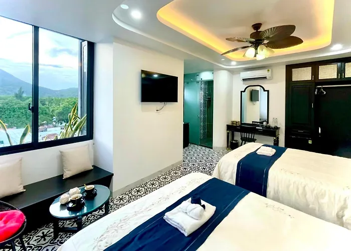 Nereus Hotel