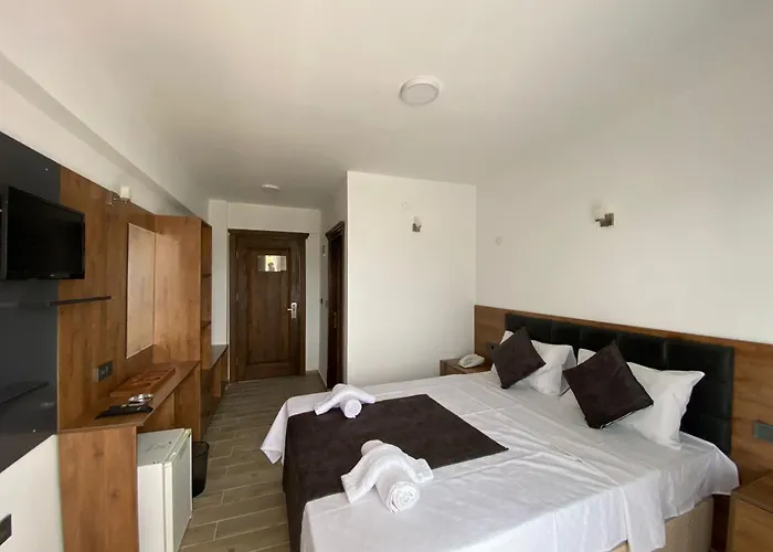 Atas Aqua Otel Avsa