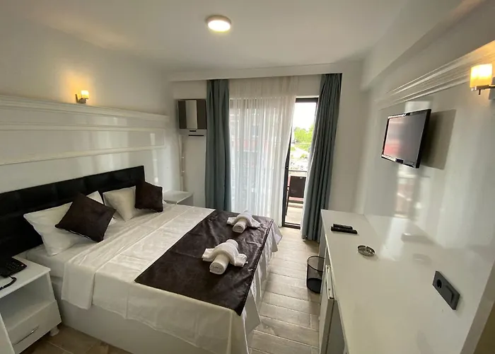 Atas Aqua Otel Avsa