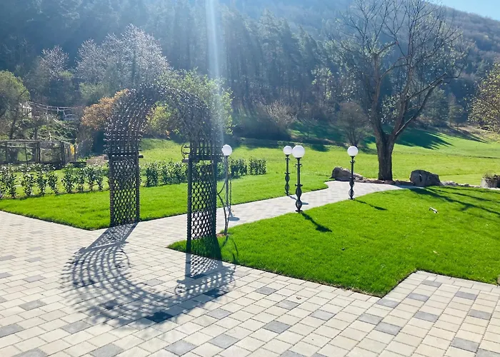 La Frontiera Hotel & Eventlocation - Idyllisch, Nah' Der Schweiz - Zum Rheinfall Bei Schaffhausen