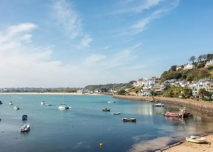 The Moorings Hotel & Restaurant
