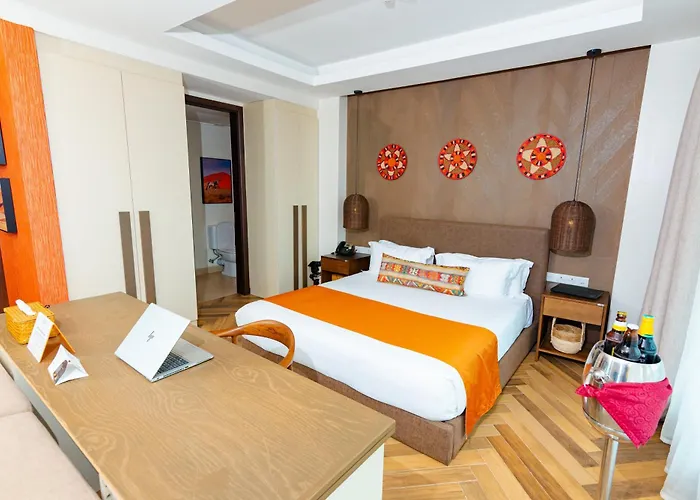 Ulwazi Place Hotel By Trianum