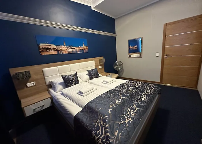 C&S Hotel