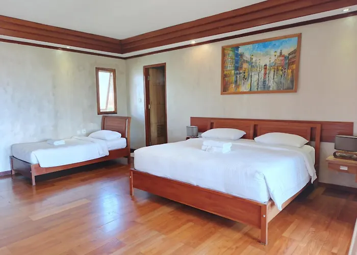 Spring Hill Hotel Ruteng