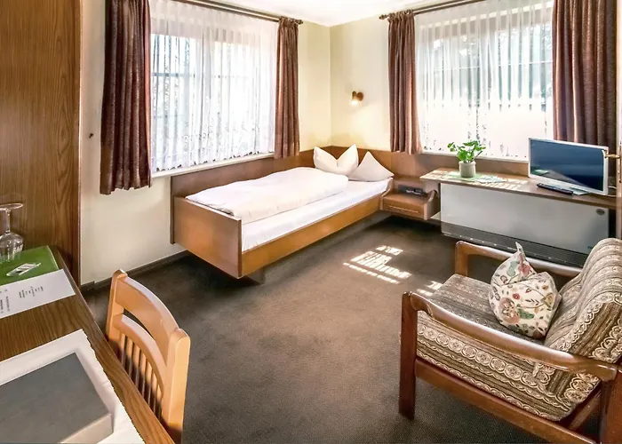 Landhotel Lutz UG