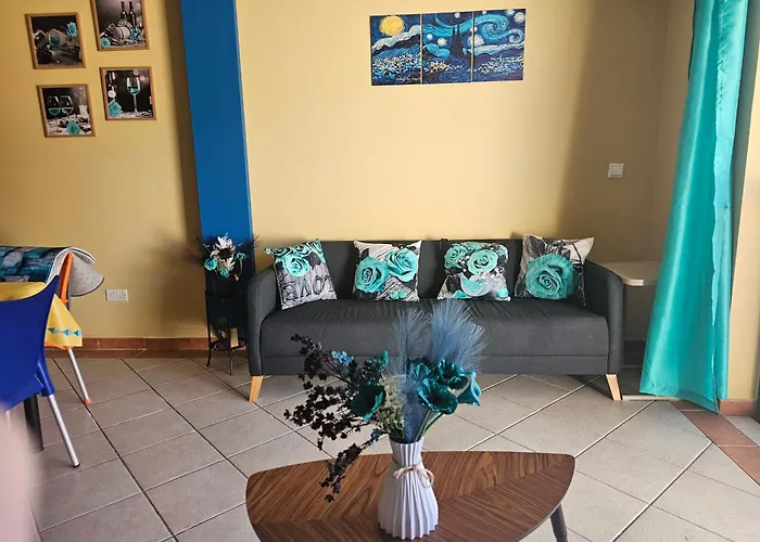 Country View Apartment