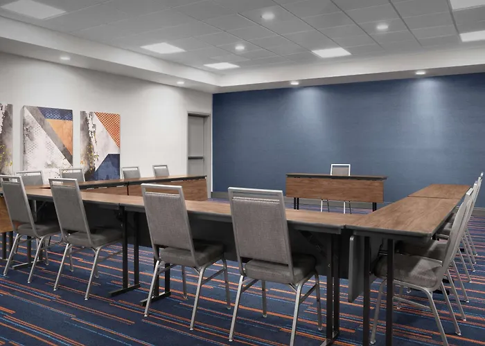 Hampton Inn & Suites Williston