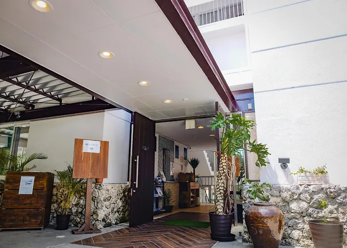 Sky Ocean Ishigaki - 8-Room Beachfront Family Run Eco Hotel