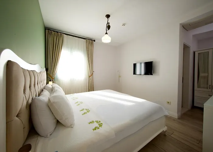 Sigacik Gardenya Buti̇K Otel