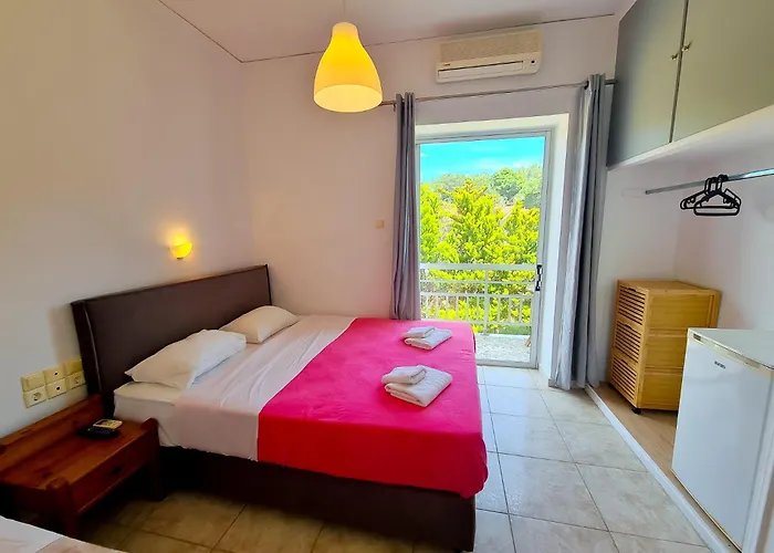 Glyfa Beach Hotel