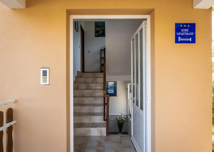 Apartment Ana