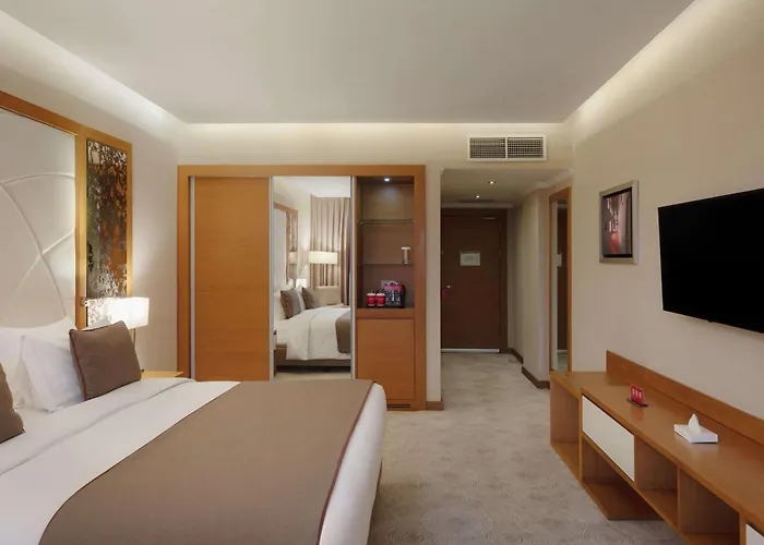 Ramada By Wyndham Erbil Gulan Street