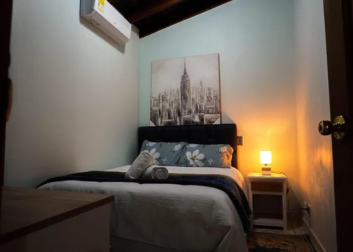 Hotel Corona House