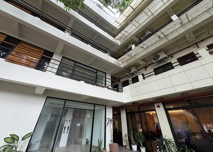 Franca Arcade near Quezon City Circle