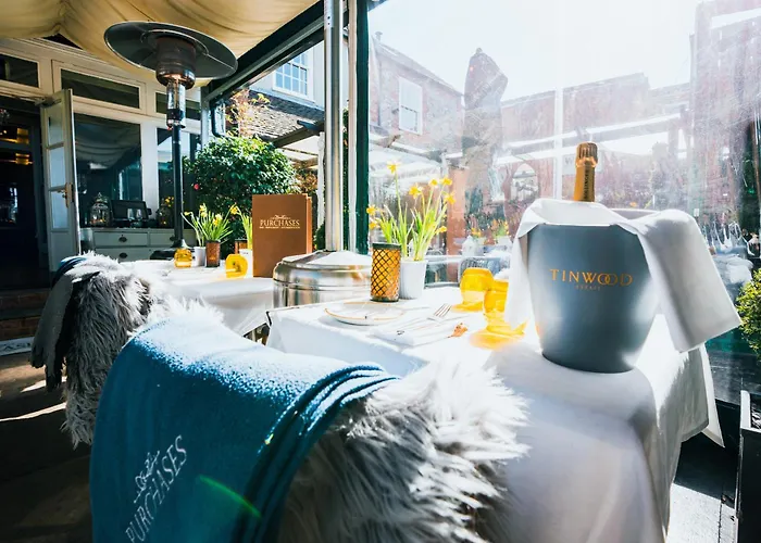 Purchases Restaurant & Accommodation