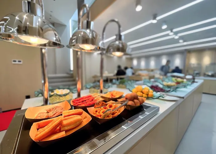 Wenzhou City Center All-Day Hotel First Bridge Branch Adjacent To Wuma Street, Zhongshan Park, Jiangxinyu, Gym, Laundry Service, Free Breakfast, Coffee, Afternoon Tea, Daily Necessities, Full Wireless Coverage, Tourist Attractions, Food And Specialty