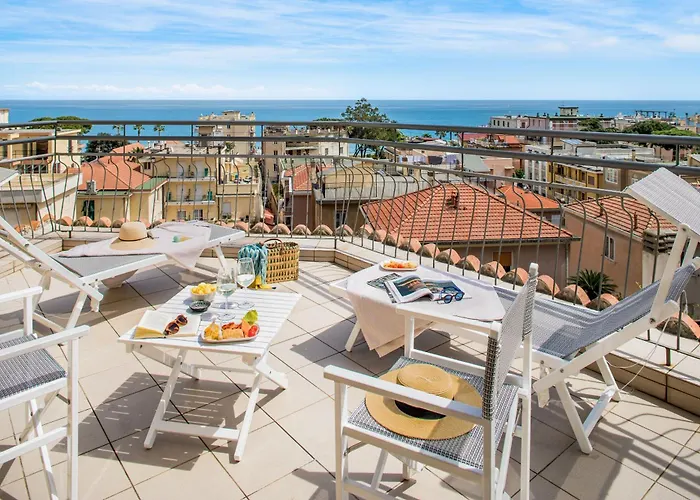 Hotel Tritone