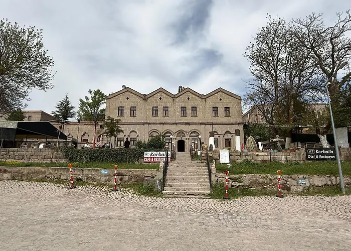 Karballa Hotel