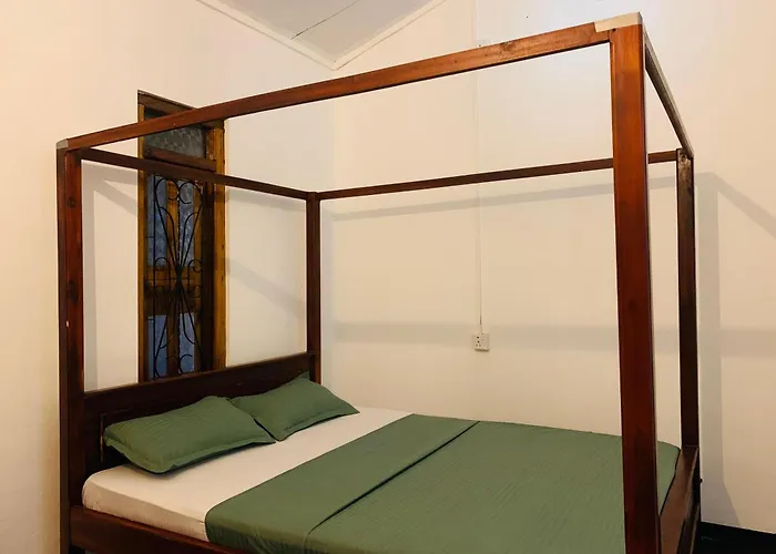 Fms Rooms & Hostel