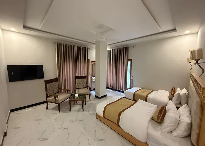 Royal Elite Hotel Kalam