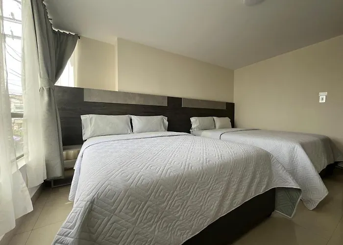 Hotel Iberia Plaza