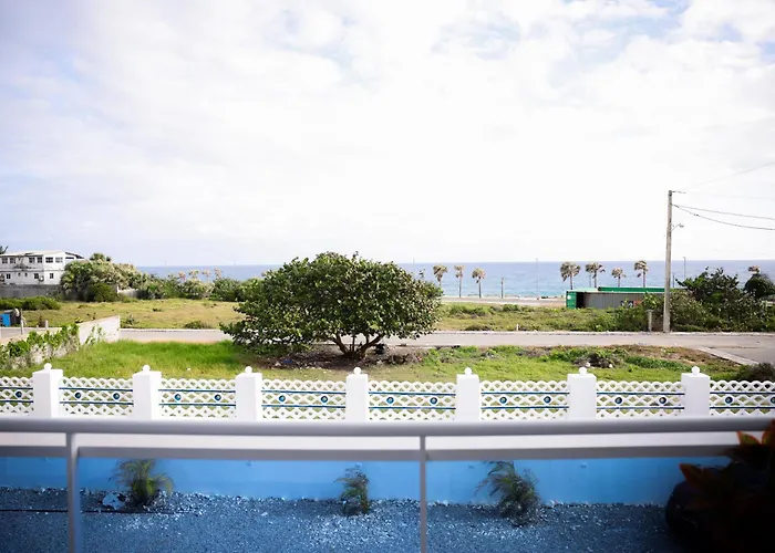 Vista Mar Malecon Hotel