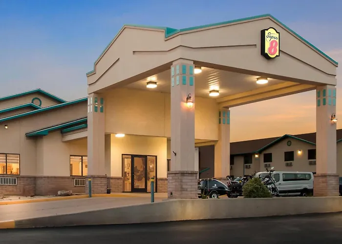 Super 8 By Wyndham Santa Rosa