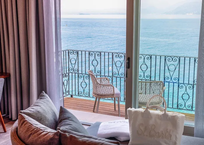 Hotel Villa Leopardi 4S - Adults Only